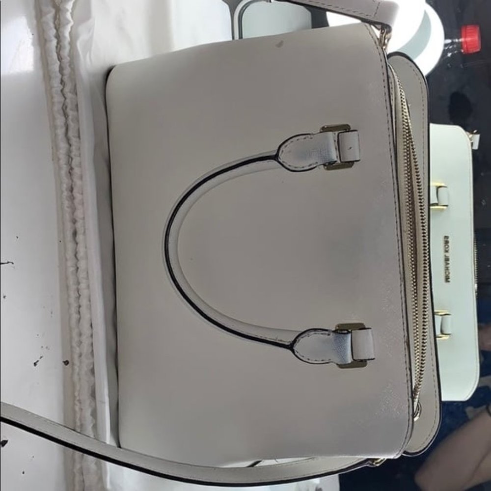 Michael Kors Lap top purse , or hand bag very nice